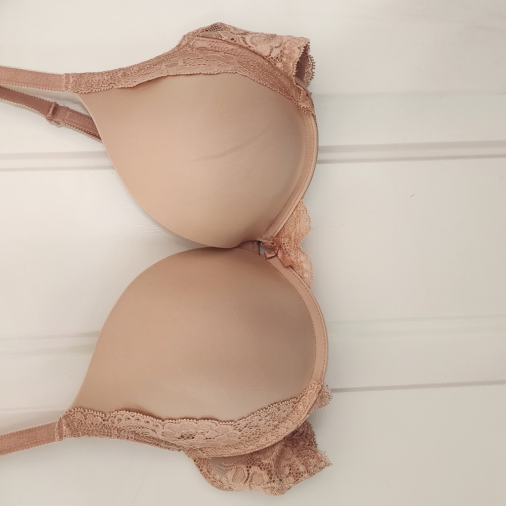 Victoria's Secret Tan Lace Trim Bra Intimates